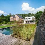 Onderhoudsvriendelijke-tuin-met-zwembad